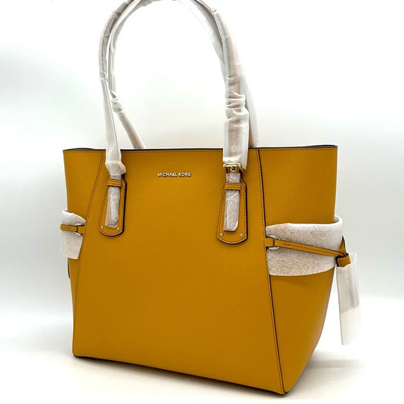 Michael Kors Voyager EW Tote Bag Leather Marigold - Picture 2 of 9